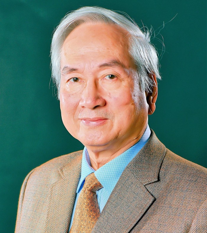 Phó giáo sư Lê Đức Ngọc (Ảnh:NVCC)