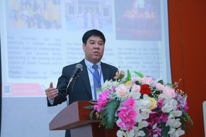 Phó giáo sư Huỳnh Văn Chương – Chủ tịch Hội đồng đại học Đại học Huế (ảnh: Thầy Chương cung cấp)