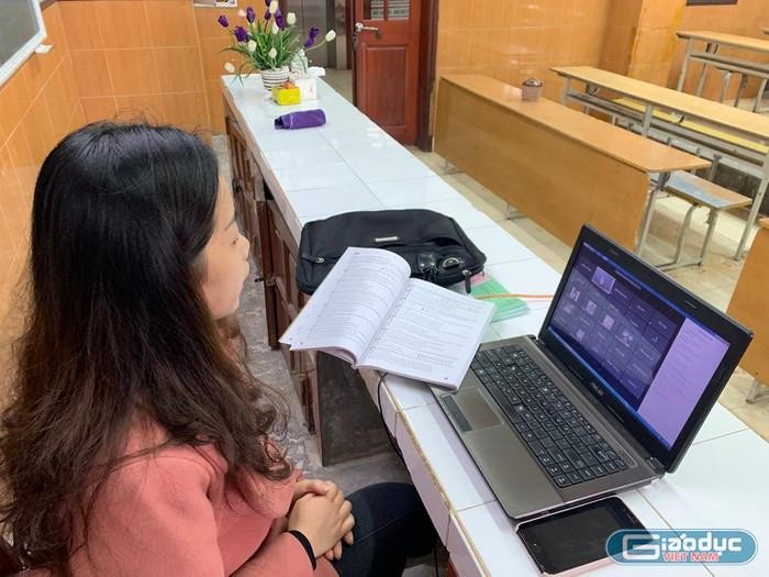 Theo Hiệp hội Các trường đại học, cao đẳng Việt Nam, dạy học trực tuyến chỉ mang lại thuận lợi cho một bộ phận nhỏ học sinh (ảnh minh họa: Thùy Linh)