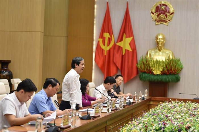 Bộ trưởng Nguyễn Kim Sơn phát biểu trong cuộc làm việc với lãnh đạo tỉnh Phú Thọ về tình hình phát triển giáo dục, đào tạo của địa phương (ảnh: Bộ Giáo dục và Đào tạo)