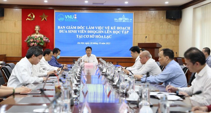 Giám đốc Đại học Quốc gia Hà Nội Lê Quân chủ trì cuộc họp (ảnh: VNU)