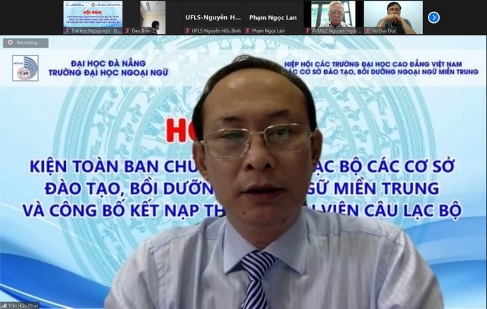 Phó giáo sư Trần Hữu Phúc - Chủ nhiệm Câu lạc bộ phát biểu khai mạc Hội nghị