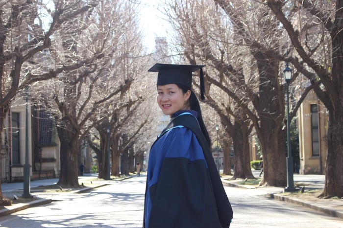 Chị Lê Thị Dung lấy bằng tiến sĩ khi mới 28 tuổi (ảnh:NVCC)