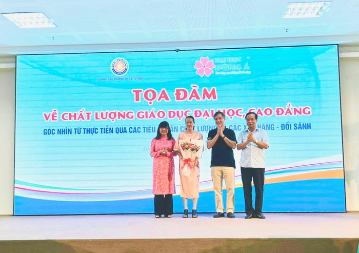 Hiệp hội Các trường đại học, cao đẳng Việt Nam kết nạp Trường Đại học Quản lý và Công nghệ thành phố Hồ Chí Minh là hội viên của Hiệp hội
