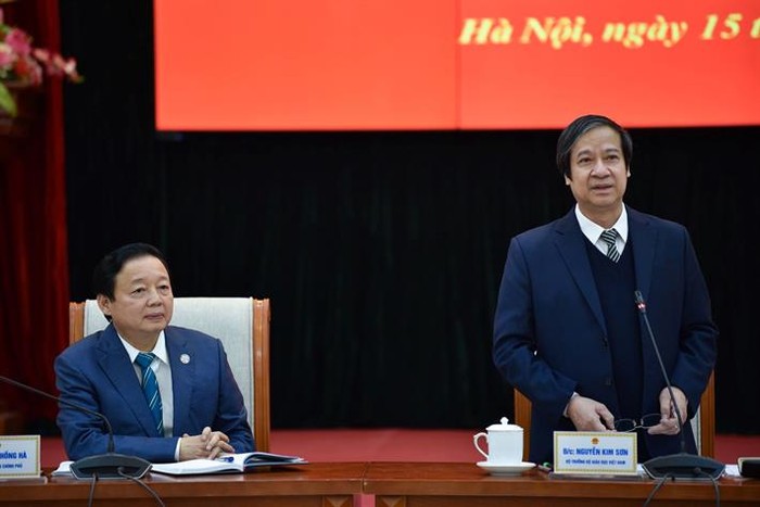Bộ trưởng Nguyễn Kim Sơn phát biểu tại buổi làm việc (ảnh: Bộ Giáo dục và Đào tạo)