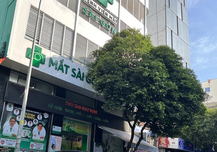 Sở Y tế Thành phố Hồ Chí Minh cho biết, Thanh tra Sở Y tế đã đến Bệnh viện Mắt Sài Gòn II làm việc về các nội dung có liên quan đến quá trình điều trị cho bệnh nhân V.L.T.H.