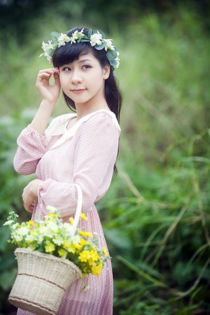 Đinh Ngọc Yến sinh năm 1992, hiện đang học năm 2 chuyên ngành giáo viên mầm non của Trường Cao đẳng Sư phạm Trung Ương