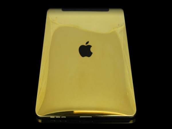 Goldgenie iPad 2 Giá: 2.705 USD Chiếc iPad 2 trang nhã này được thiết kế và phát triển bởi hãng Glogenie nổi tiếng. Mặt sau và viền được bao phủ bởi vàng 24 carat, đi kèm với đó là giấy chứng nhận tính xác thực của nhà sản xuất.