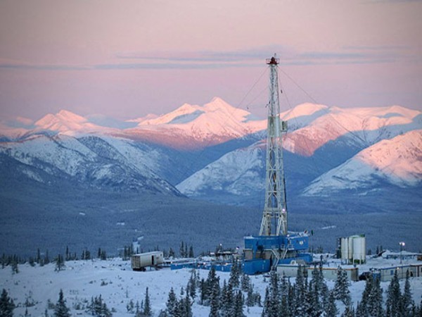 11. Canada Lượng dầu dự trữ: 32 tỷ thùng (2,3%) Lượng dầu cung cấp: 3,92 triệu thùng/ngày (4,4%) Số năm khai thác còn lại: 26,3 năm