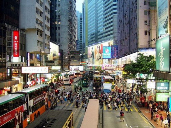 2. Causeway Bay Thành phố: Hồng Kông Giá thuê trung bình: 20.926 USD/m2/năm