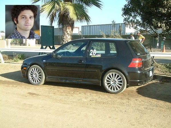 10. Dustin Moskovitz Tỷ phú trẻ nhất trong danh sách của Forbes, Dustin Moskovitz dù rất giàu có cũng chỉ đi chiếc Volkswagen R32 Hatchback, một dòng xe được bán lẻ với giá khoảng 33.000 USD.