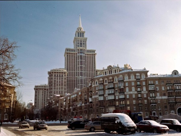 5. Triumph-Palace (Moscow, Nga) – 264m Triumph-Palace là khu căn hộ cao cấp ở Moscow. Tòa nhà này có 57 tầng với khoảng 1.000 căn hộ sang trọng.