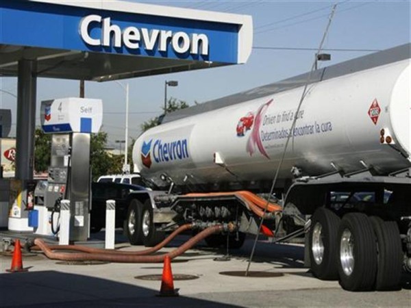 3. Chevron Quốc gia: Mỹ Tài sản: 209 tỷ USD Doanh thu: 236 tỷ USD Lợi nhuận: 27 tỷ USD Dự trữ dầu: 4,3 tỷ thùng