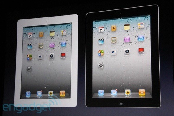 Thêm nữa, nếu muốn tiết kiệm ngân sách, rõ ràng iPad 2 cũng là một lựa chọn tốt khi rẻ hơn phiên bản mới 100 USD.
