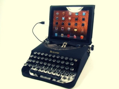 Tín đồ thời trang retro cũng chẳng thể mê được phụ kiện biến iPad hiện đại thành máy gõ chữ cũ kĩ.