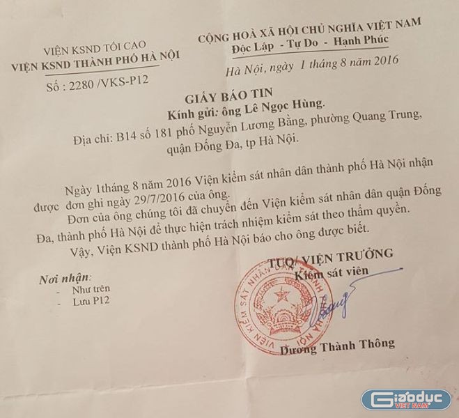 Đã nhiều lần gửi đơn tố cáo lên Viện kiểm sát nhân dân thành phố Hà Nội nhưng ông Lê Ngọc Hùng vẫn không nhận được câu trả lời chính thức mà thay vào đó là giấy báo tin.