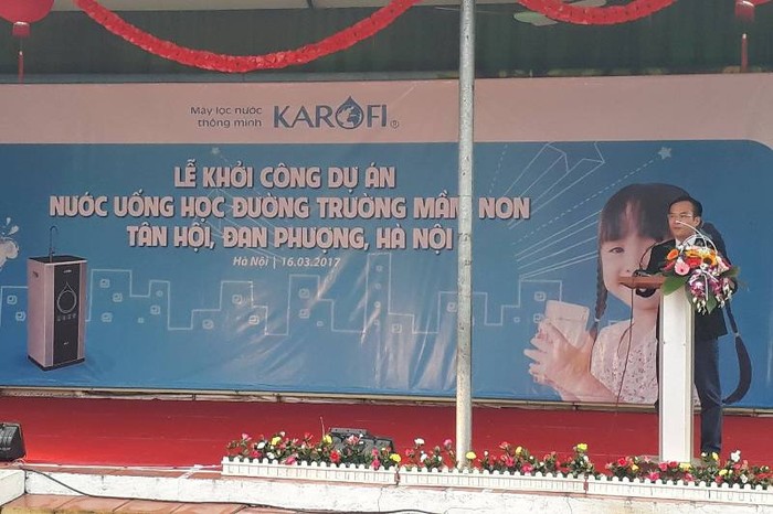 Ông Lê Thanh Bình, Giám đốc kinh doanh toàn quốc, Công ty cổ phần Karofi Việt Nam phát biểu tại Lễ khởi công dự án &quot;Nước uống học đường&quot;.