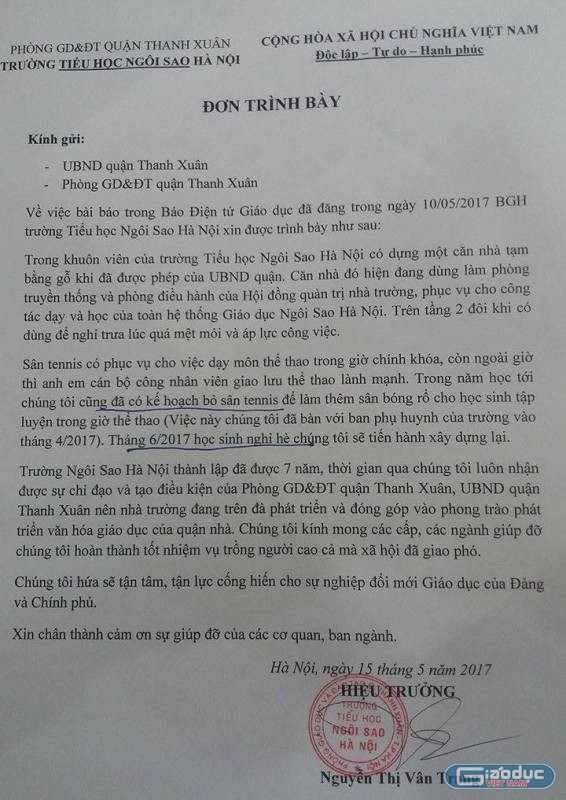 Đơn trình bày do bà Nguyễn Thị Vân Trang, Hiệu trưởng nhà trường gửi đến Uỷ ban nhân dân quận Thanh Xuân và Phòng Giáo dục về việc bị tố sử dụng sai mục đích công trình giáo cụ trực quan. Ảnh Mai Hồ.