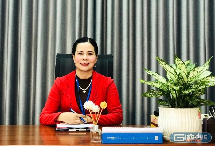 Cô Ngô Thị Lễ - Hiệu trưởng trường Tiểu học Lê Hồng Phong, Tam Điệp, Ninh Bình. Ảnh: NVCC
