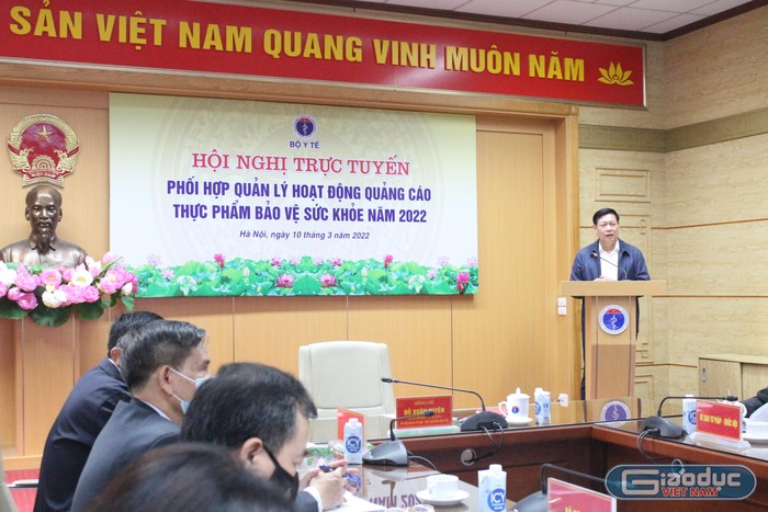 Thứ trưởng Bộ Y tế Đỗ Xuân Tuyên phát biểu tại hội nghị. Ảnh: Trung Dũng