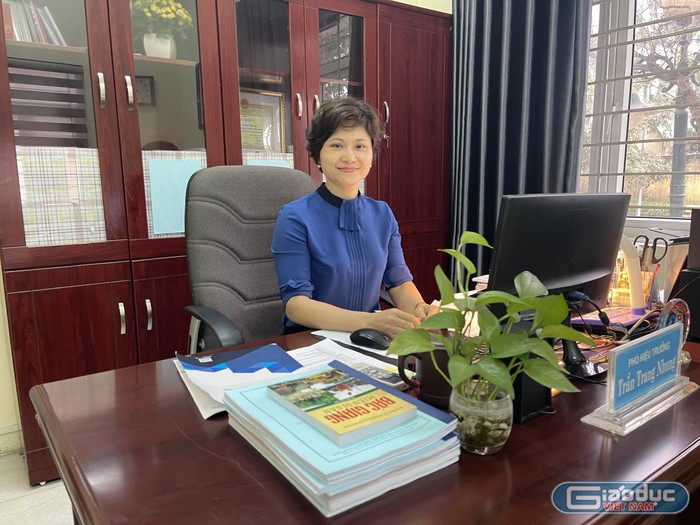 Cô Trần Trang Nhung - Phó Hiệu trưởng Trường Trung cấp Văn hóa, Thể thao và Du lịch Bắc Giang. Ảnh: Trung Dũng