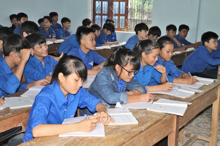 Học viên tại một Trung tâm Giáo dục thường xuyên ở Nghệ An. Ảnh: Báo Nghệ An