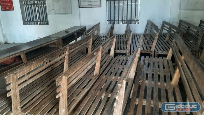 Lớp học tiếng Anh miễn phí trong khuôn viên nhà văn hóa thôn 13 của các tình nguyện viên xã Quỳnh Tân đang bỏ trống. Ảnh: CTV