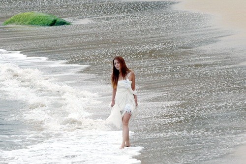 Hồ Quỳnh Hương vẫn luôn tràn ngập cảm xúc khi hát Biển khát