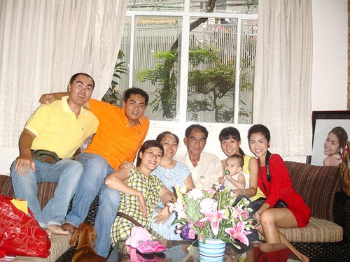 Gia đình Tăng Thanh Hà hiện tại