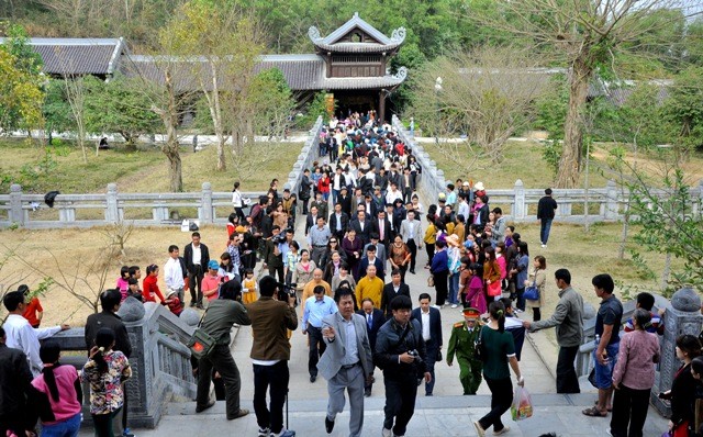 Như năm trước, năm nay chùa Bái Đính cũng được vinh dự đón Phó Thủ tướng Nguyễn Xuân Phúc cùng các đại biểu là lãnh đạo nhà nước, tỉnh Ninh Bình… về dự lễ khai hội.