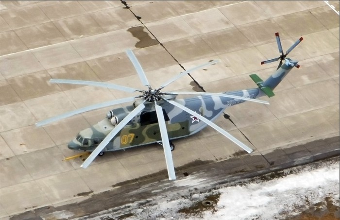 Trực thăng vận tải hạng nặng Mi-26.