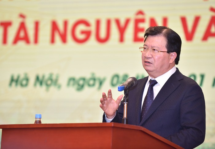 Phó Thủ tướng Trịnh Đình Dũng phát biểu tại hội nghị - Ảnh: VGP/Nhật Bắc