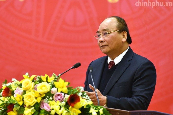 Thủ tướng Nguyễn Xuân Phúc phát biểu tại hội nghị. Ảnh: VGP/Nhật Bắc