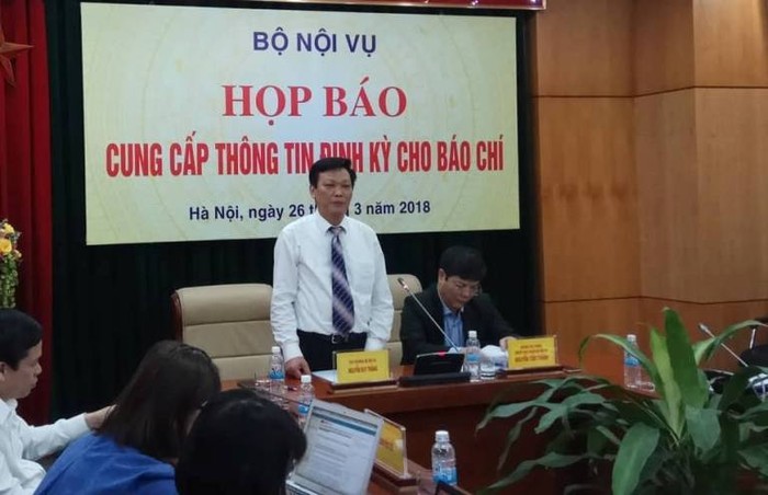 Thứ trưởng Nguyễn Duy Thăng chủ trì buổi họp báo (ảnh Trinh Phúc).