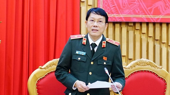 Trung tướng Lương Tam Quang -(ảnh chụp khi còn là Thiếu tướng, nguồn: báo Sài Gòn Giải phóng)