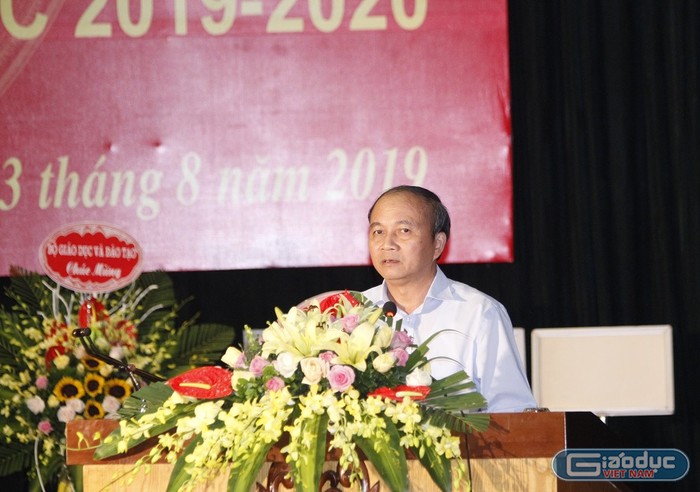 Ông Nguyễn Văn Trì cho rằng, giáo dục và đào tạo là vấn đề quan trọng của tỉnh Vĩnh Phúc, tỉnh muốn phát triển được thì phải bắt đầu từ giáo dục (ảnh Trinh Phúc).