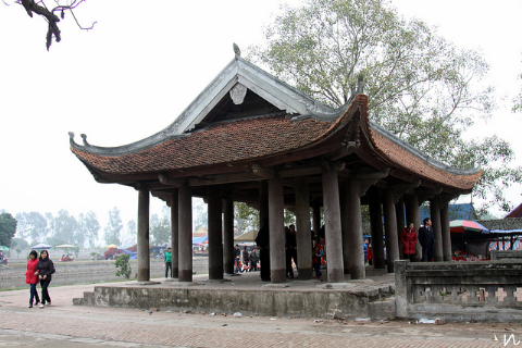Một khu góc ngoài của ngôi chùa.