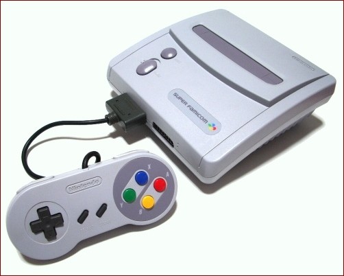 Hiếm đứa trẻ Việt Nam đầu thập kỷ 1990 nào lại không mê mẩn với "điện tử 4 nút- một sản phẩm "huyền thoại" của hãng Nintendo- Nhật Bản xuất xưởng vào năm 1991 và đến nay đã bán hết hơn 10 triệu chiếc.