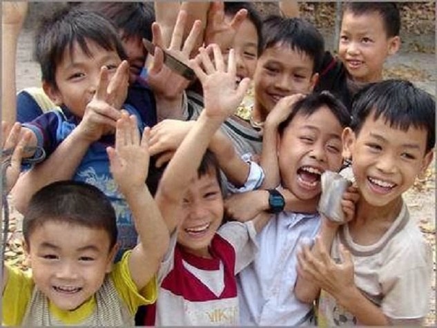 Cần lắm sự quan tâm của cộng đồng để trẻ em luôn có những nụ cười hồn nhiên như thế này.