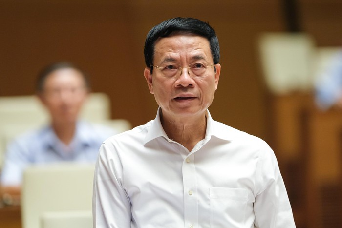 Bộ trưởng Bộ Thông tin và Truyền thông Nguyễn Mạnh Hùng. (Ảnh: Cổng thông tin điện tử Quốc hội)