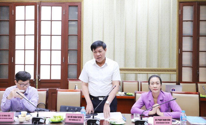 Đồng chí Đỗ Xuân Tuyên, Thứ trưởng Bộ Y tế phát biểu. Ảnh: Cổng thông tin điện tử Bộ Y tế