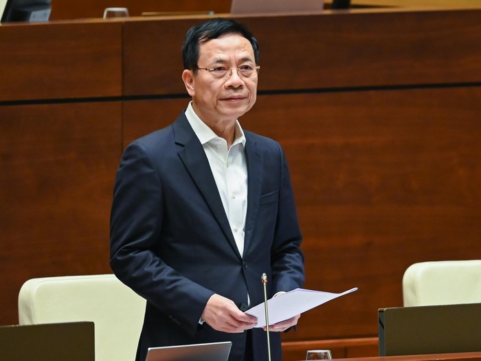Bộ trưởng Bộ Thông tin và Truyền thông Nguyễn Mạnh Hùng. Ảnh: Cổng thông tin điện tử Quốc hội