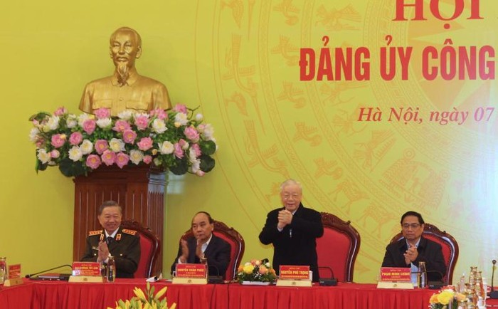 Tổng Bí thư Nguyễn Phú Trọng, Ủy viên Bộ Chính trị, Ủy viên Ban Thường vụ Đảng ủy Công an Trung ương dự và phát biểu chỉ đạo Hội nghị.