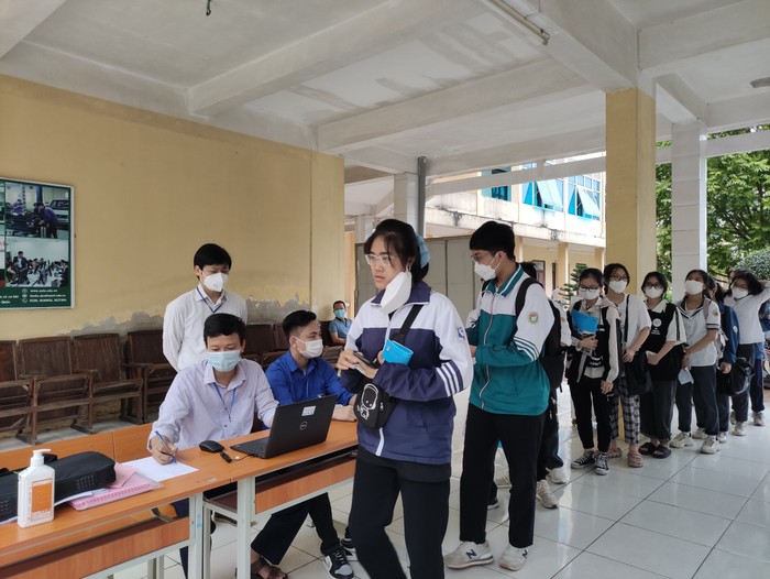 Thí sinh tham dự kỳ thi đánh giá năng lực năm 2022 tại Đại học Quốc gia Hà Nội. Ảnh: VNU