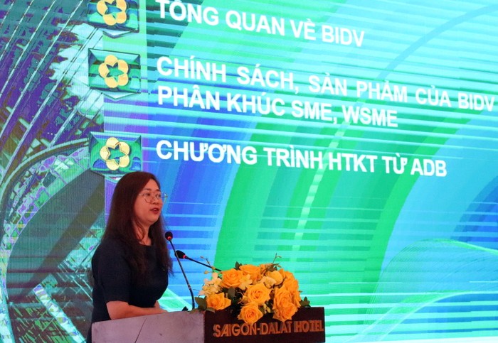 Bà Nguyễn Thị Kim Phượng - Phó Giám đốc Ban Khách hàng doanh nghiệp BIDV, phát biểu tại Diễn đàn