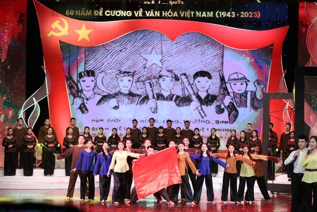 Chương trình là một trong những điểm nhấn thiết thực kỷ niệm 80 năm Đề cương về văn hóa Việt Nam - Ảnh: VGP/Nhật Bắc