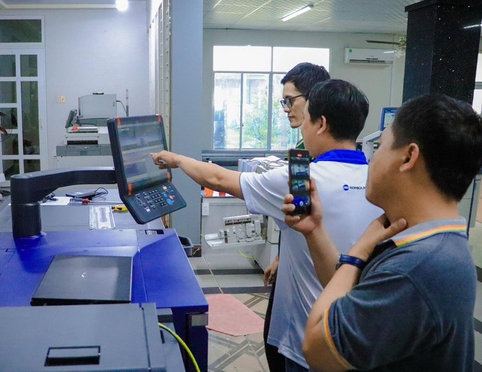 Công ty trách nhiệm hữu hạn một thành viên In Hưng Phú - một trong những doanh nghiệp được BIDV tài trợ vốn - áp dụng máy móc hiện đại trong hoạt động sản xuất.