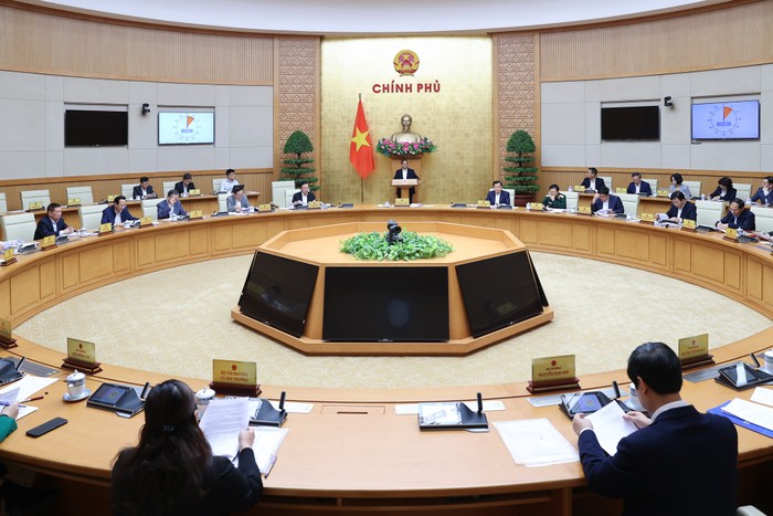 Thủ tướng Phạm Minh Chính chủ trì phiên họp Chính phủ chuyên đề về xây dựng pháp luật tháng 3/2023. Ảnh: baochinhphu.vn