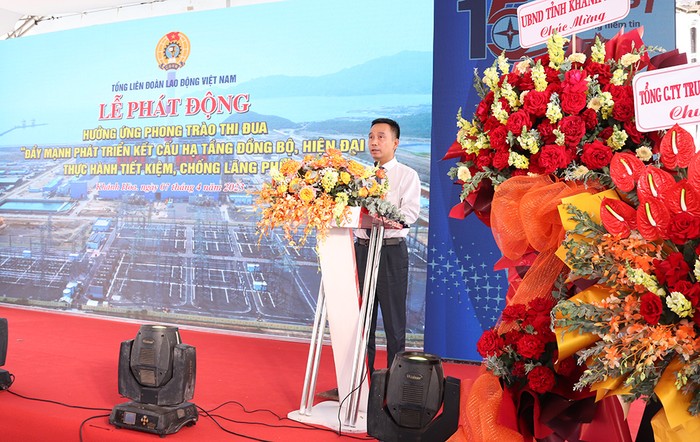 Ông Nguyễn Tuấn Tùng – Chủ tịch Hội đồng thành viên EVNNPT phát biểu tại buổi lễ