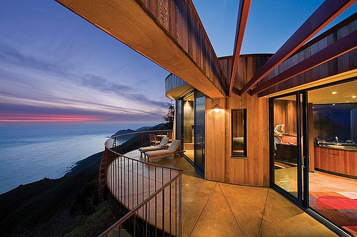 Post Ranch Inn ở Big Sur, California nhìn ra biển California thơ mộng với giá thuê phòng 767 USD/đêm